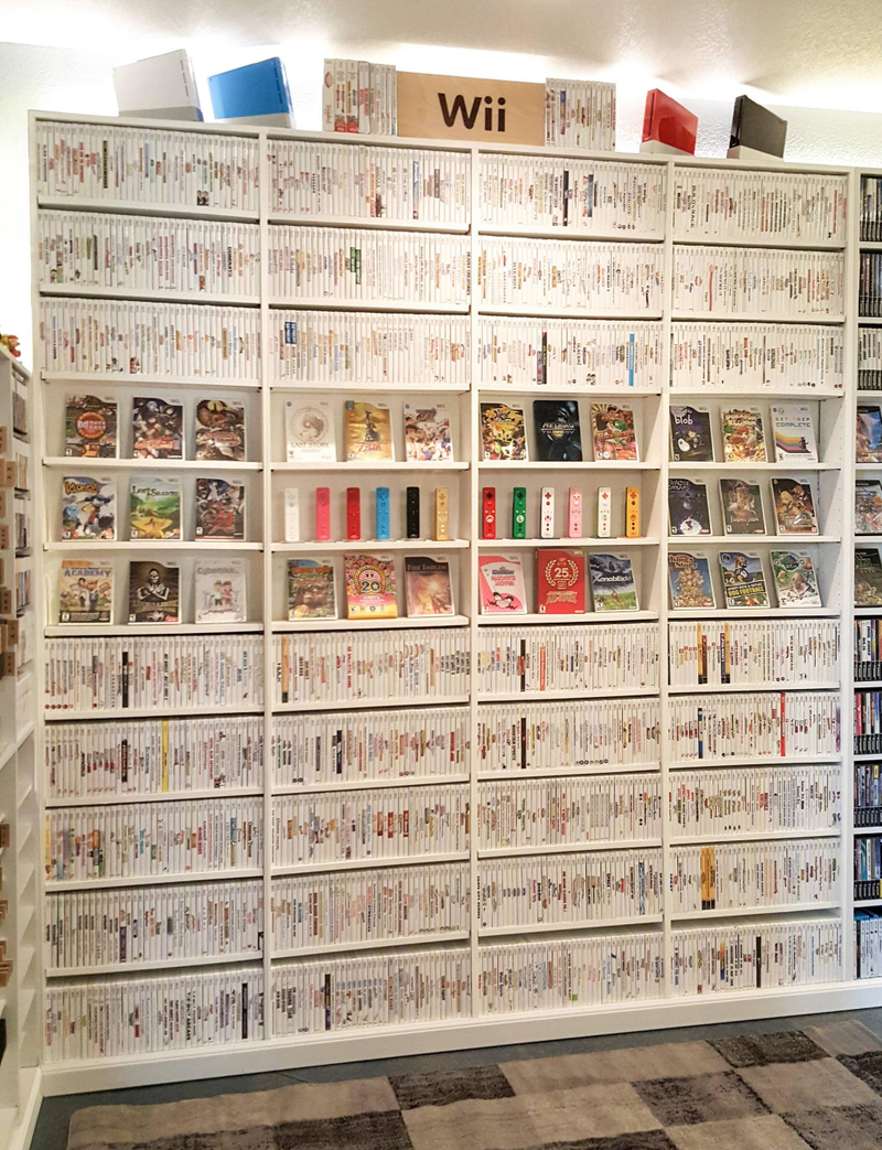 So many white game boxes. Image via NintendoTwizer on Imgur